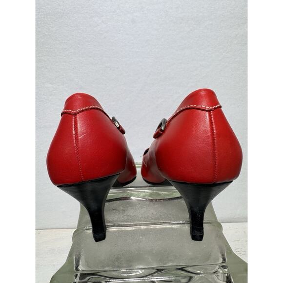 Red Leather Buckle Pumps Pedro Miralles Spain Size 9 Pointed Toe Designer - Picture 4 of 7
